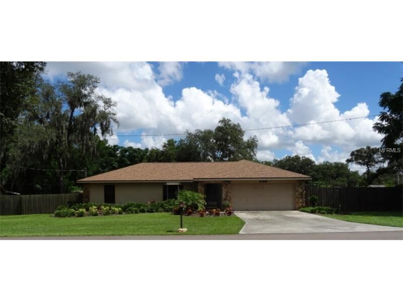 Property Photo: 406 Craft Road FL 33511