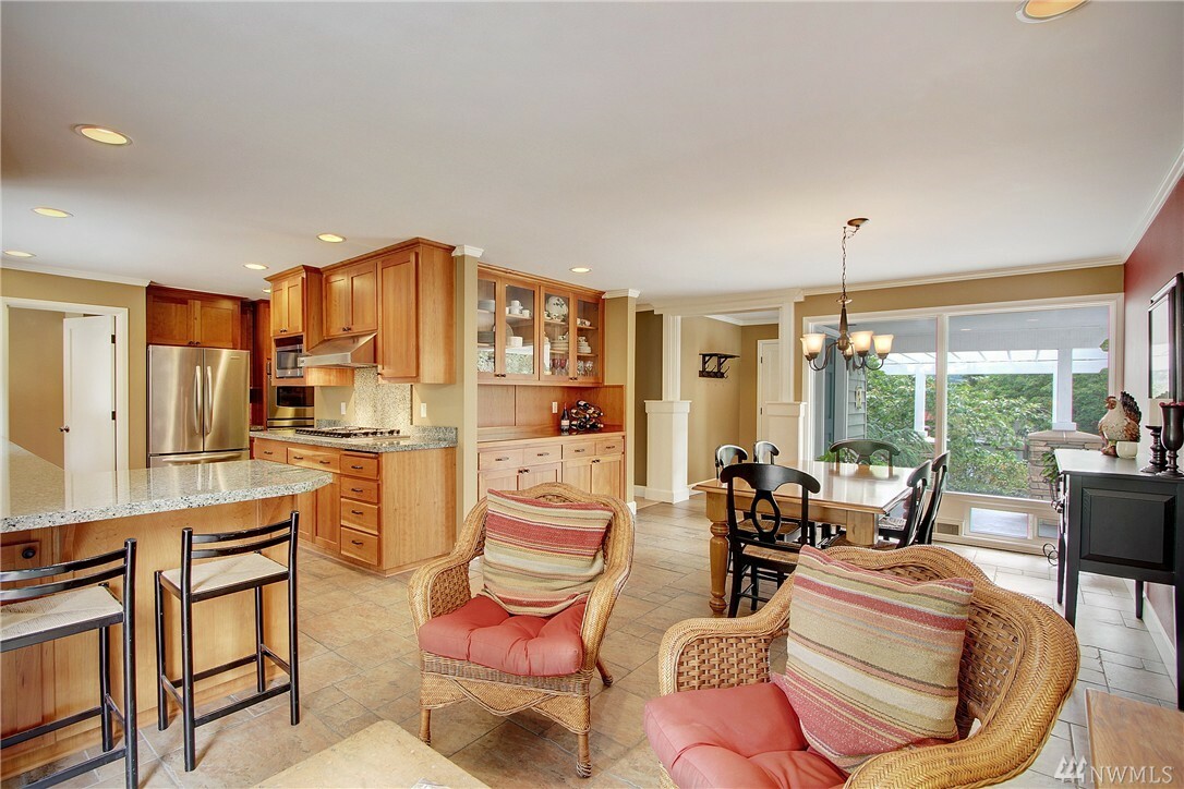 Property Photo: 1931 109th Ave SE WA 98004