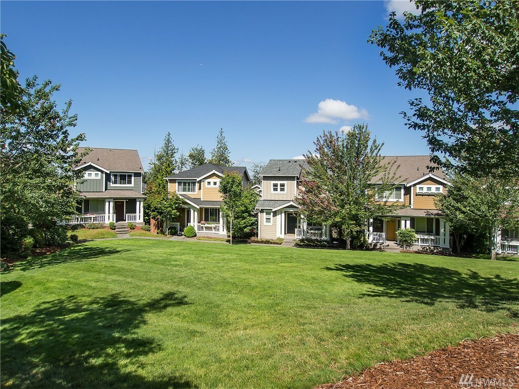 Property Photo:  2625 NE Northstar Lane  WA 98029 