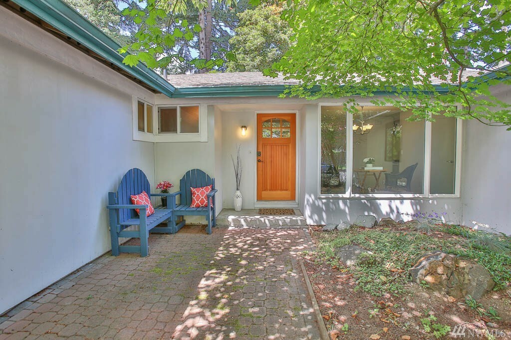Property Photo: 6910 Topaz Dr SW WA 98498