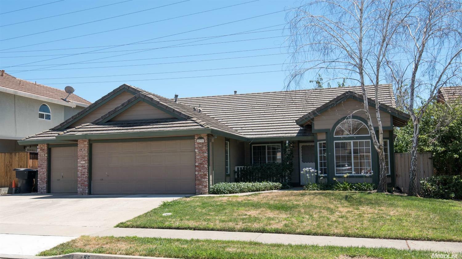 Property Photo:  496 Diamond Oaks Road  CA 95678 