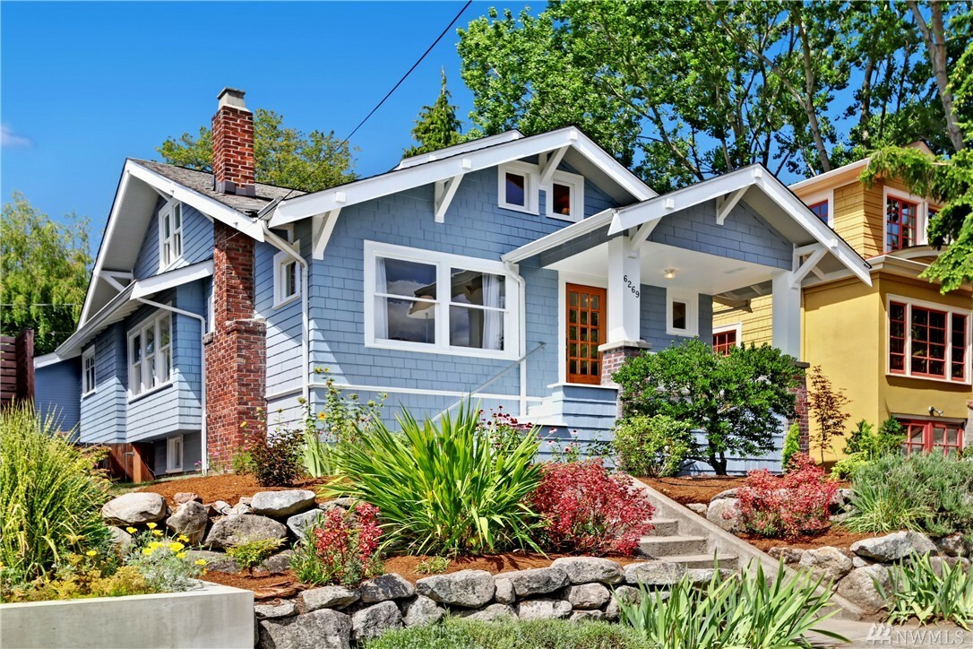 Property Photo: 6269 19th Ave NE WA 98115