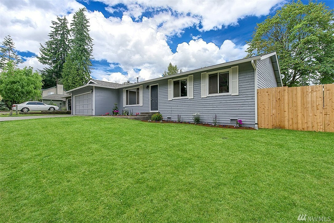 Property Photo:  15109 84th Ave NE  WA 98028 