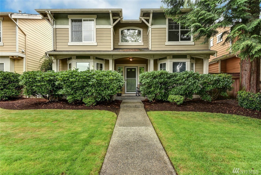 Property Photo: 11246 Slater Ave NE 3 WA 98033