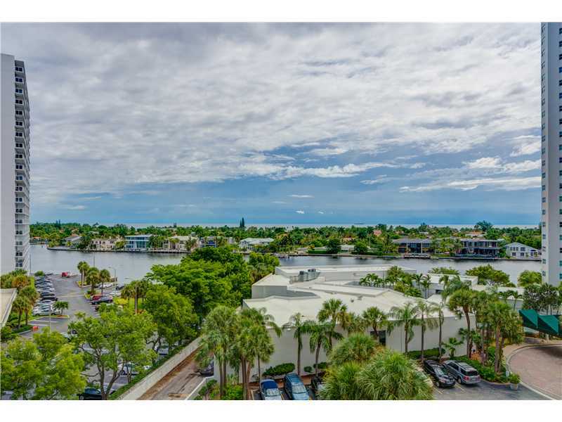 Property Photo: 20281 E Country Club Dr 504 FL 33180