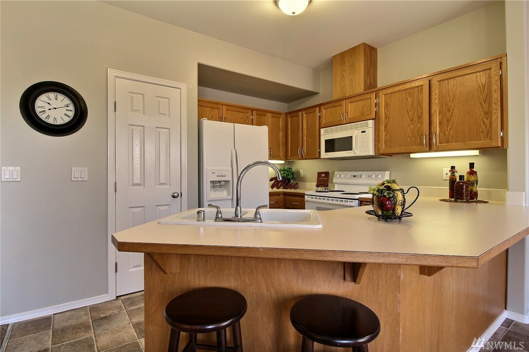 Property Photo: 2754 Comet St WA 98354