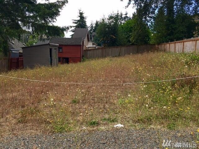 Property Photo:  30 Xx Butler St  WA 98201 