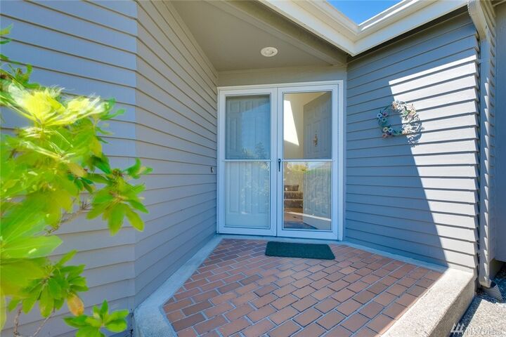 Property Photo:  6864 Windlass Ln  WA 98335 