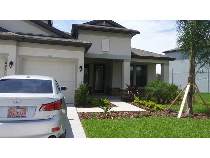 Property Photo:  5006 Ivory Stone Drive  FL 33598 