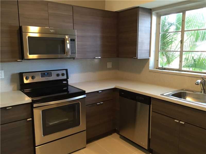Property Photo: 7805 NE Bayshore Ct 3 FL 33138