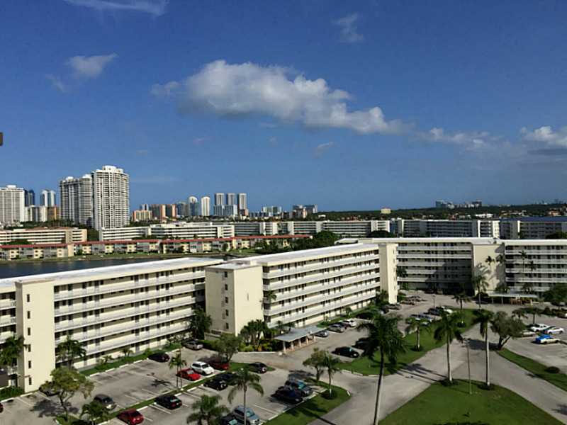 Property Photo:  18021 Biscayne Bl 1001-2  FL 33160 