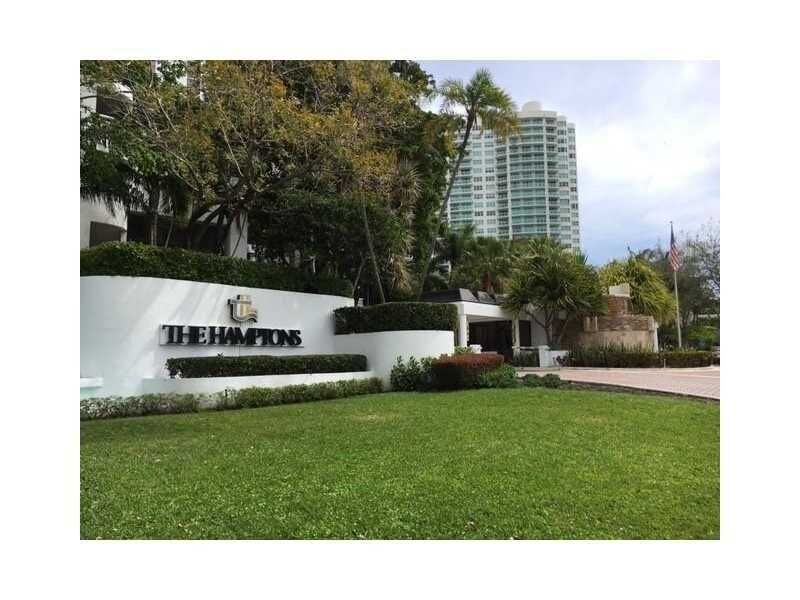 Property Photo: 20281 E Country Club Dr 2109 FL 33180