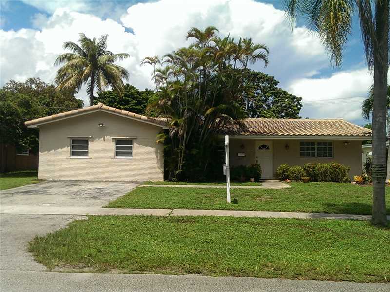 Property Photo:  5009 Jefferson St  FL 33021 