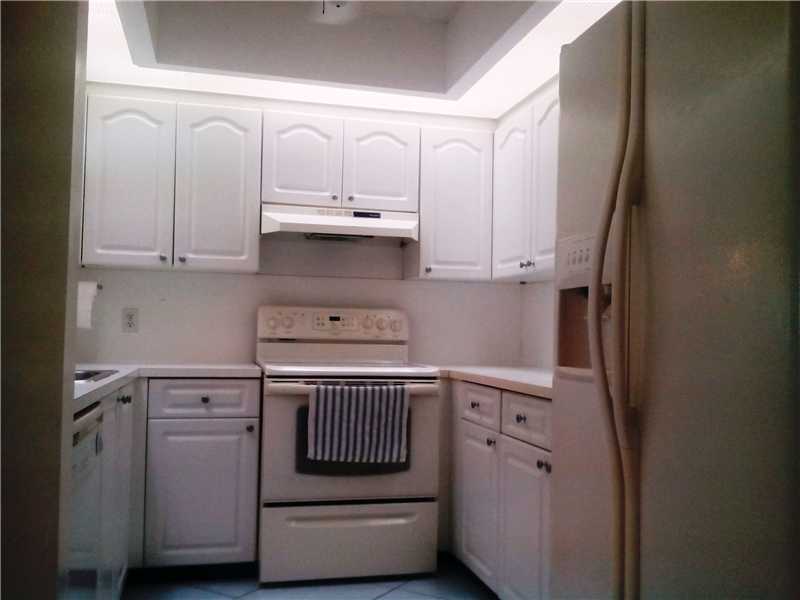 Property Photo:  900 SW 128 Av 203D  FL 33027 