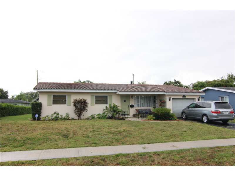 Property Photo:  4110 McKinley St  FL 33021 