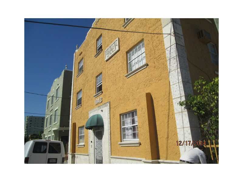 Property Photo:  1043 NW 2 St 9  FL 33128 