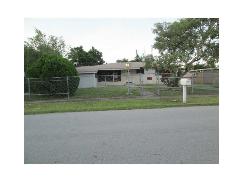 Property Photo:  11971 SW 177 Te  FL 33177 