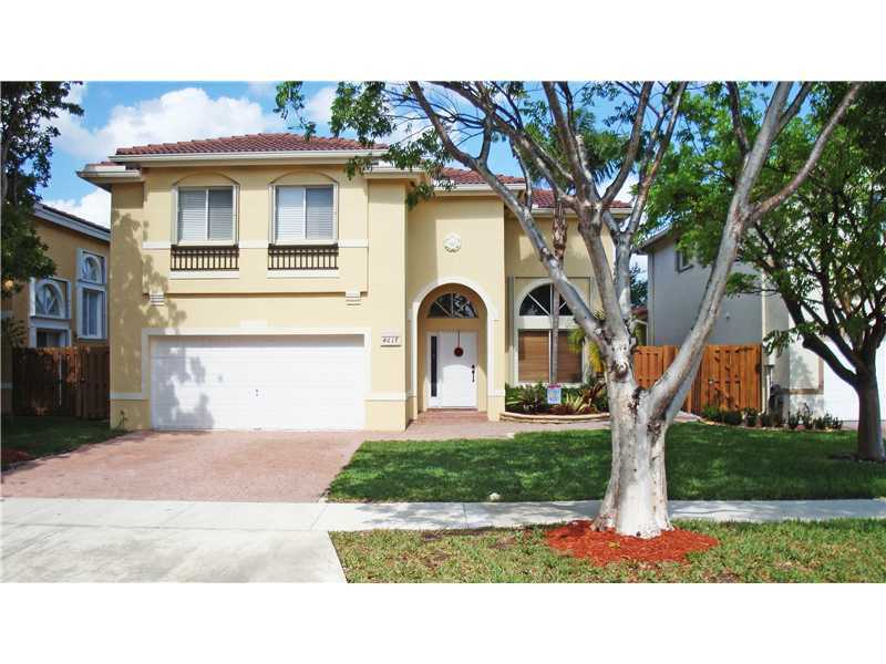 Property Photo:  4617 NW 109 Ct  FL 33178 