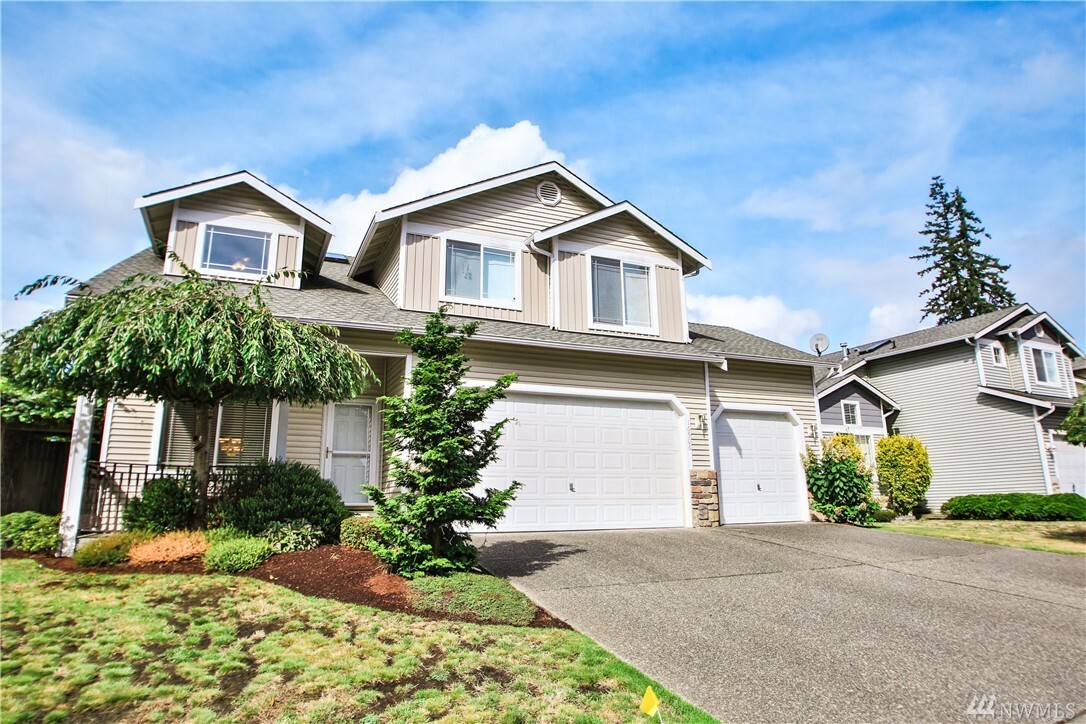 Property Photo: 16506 Meridian Ave S WA 98012