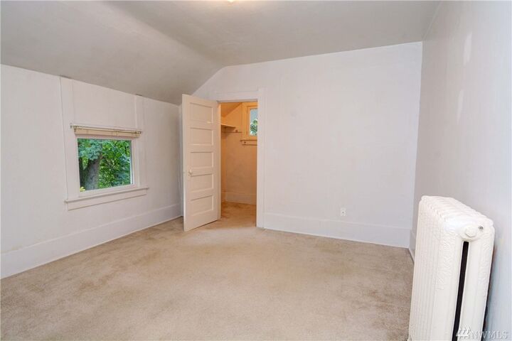 Property Photo:  5710 15th Ave NE  WA 98105 