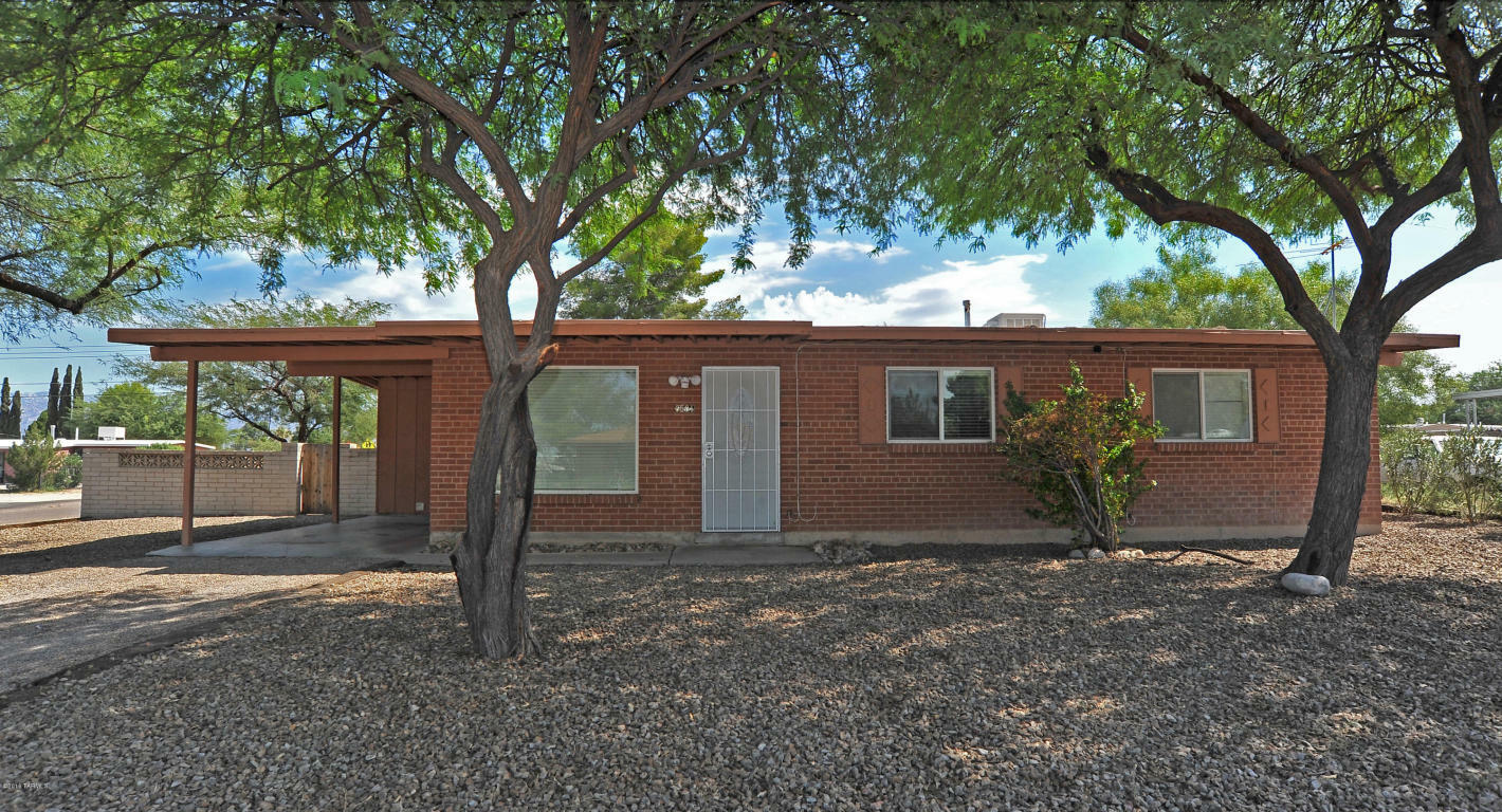 Property Photo:  6501 E Calle Cappela  AZ 85710 