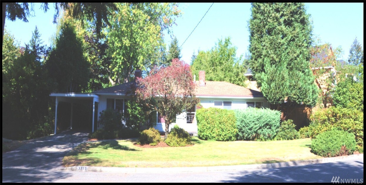 Property Photo: 3777 148th Ave SE WA 98006