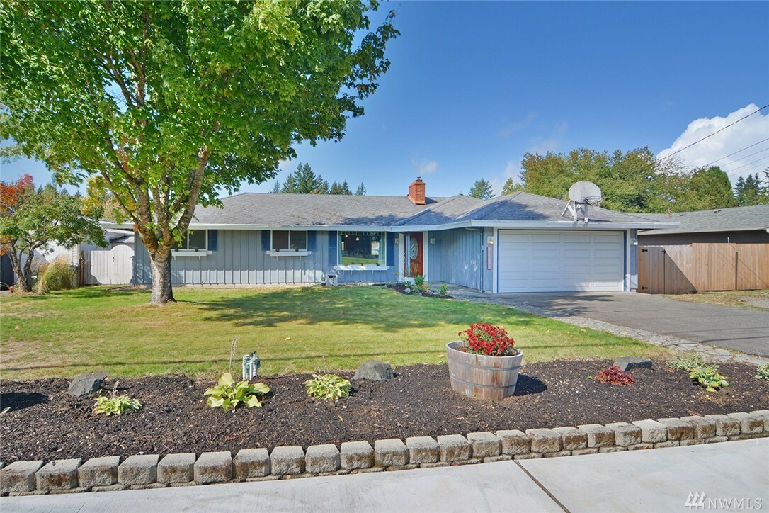 2196 Madrona Dr SE  Port Orchard WA 98366 photo