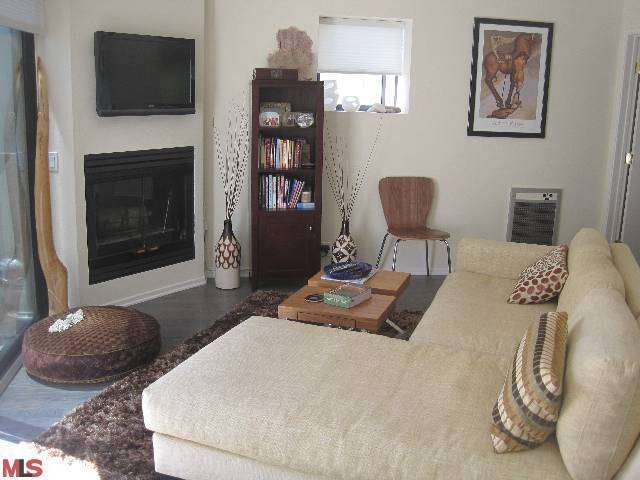 Property Photo: 25366 Malibu Rd 2 CA 90265
