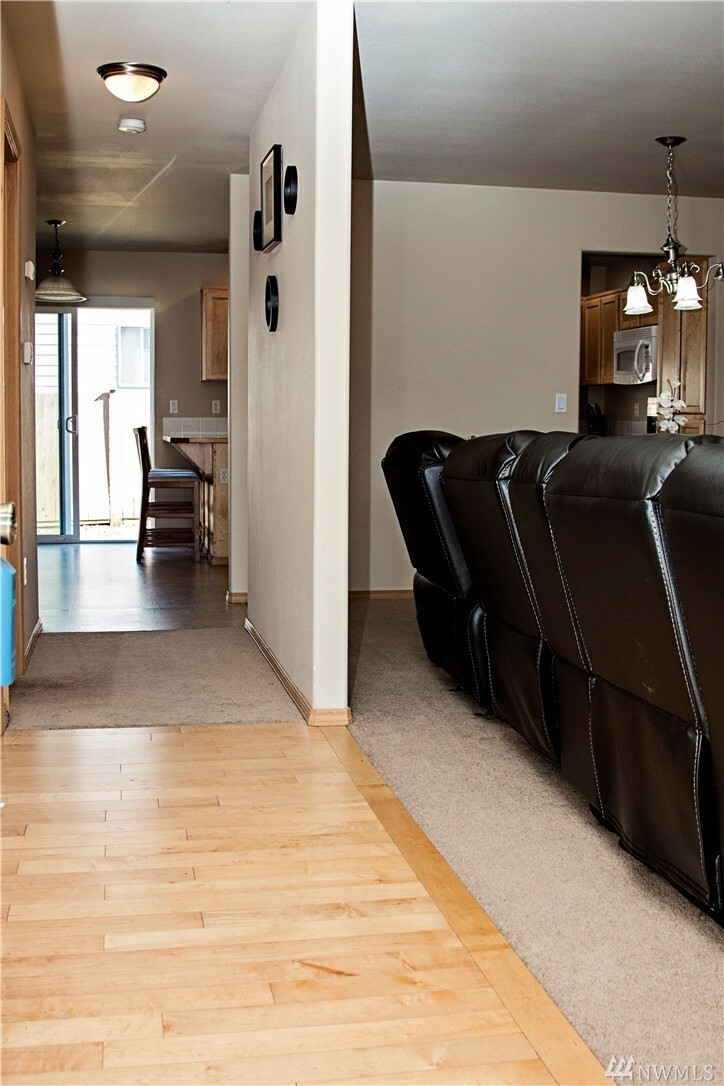 Property Photo: 18325 72nd Ave E WA 98375