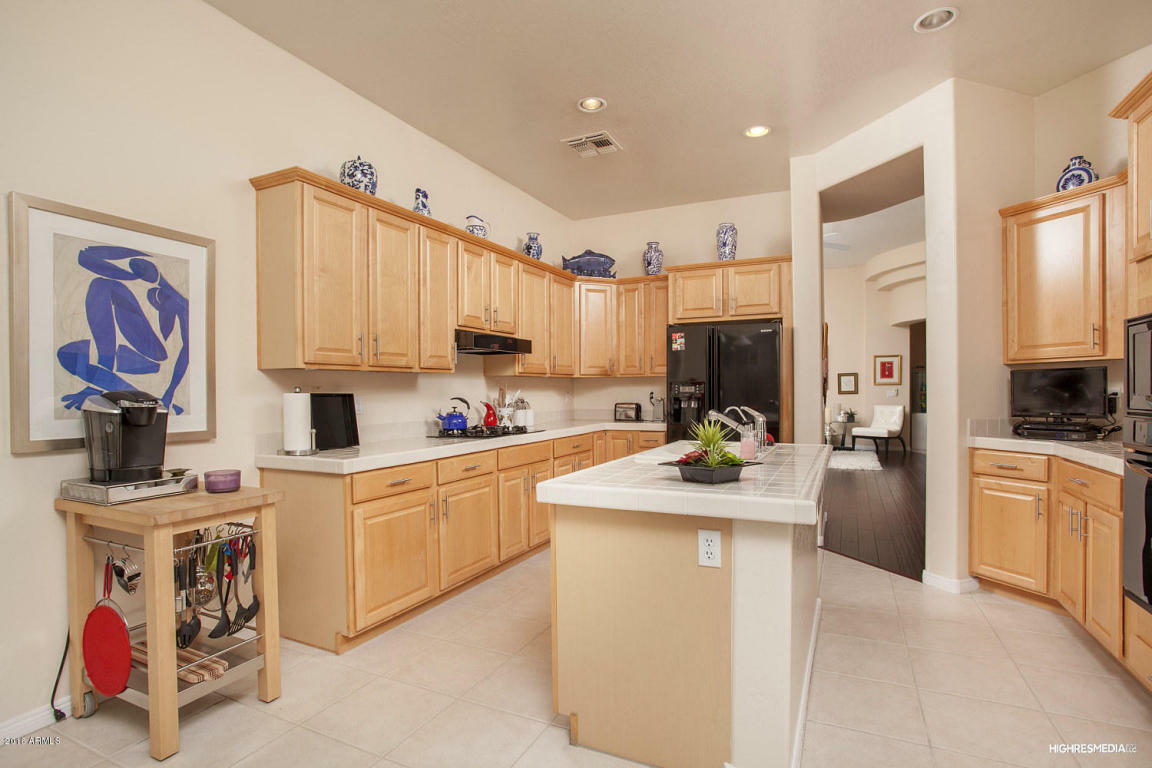 Property Photo:  15240 N Clubgate Drive 163  AZ 85254 