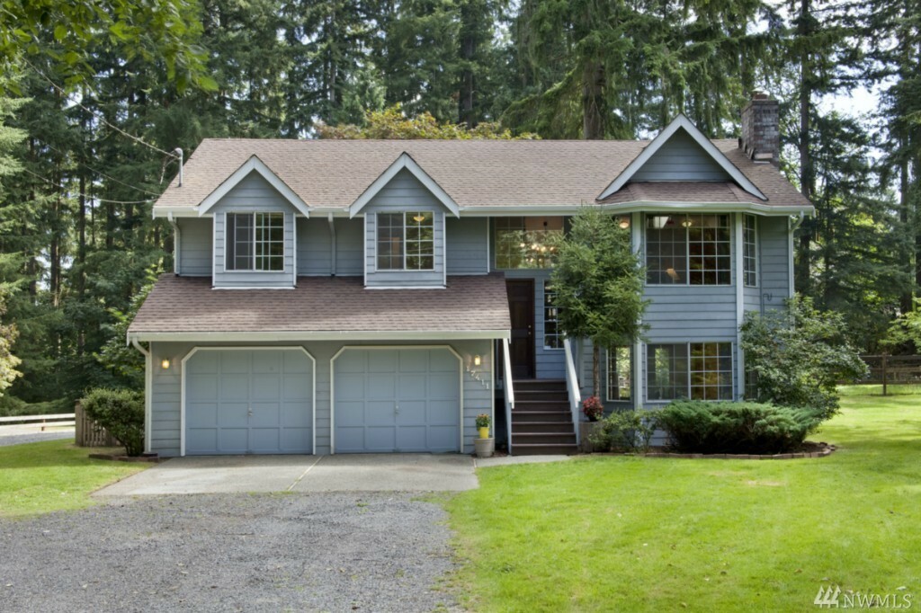 Property Photo:  17411 97th Dr SE  WA 98296 