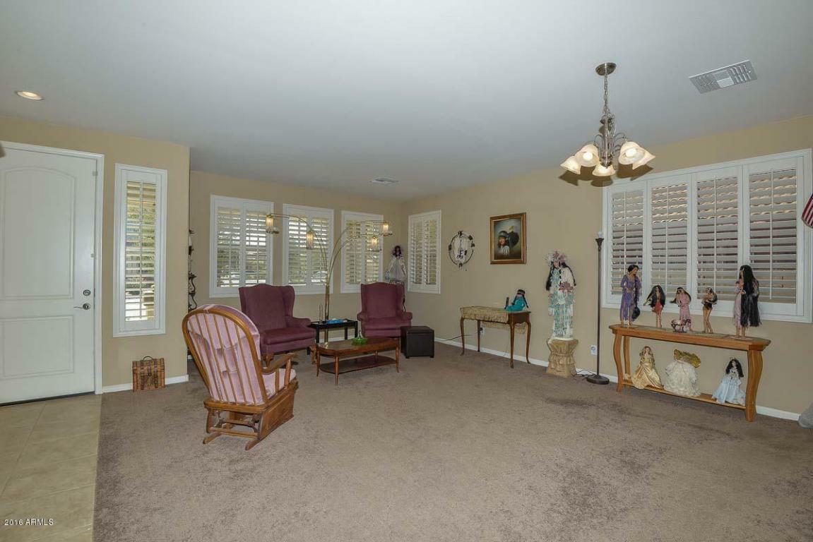 Property Photo:  7420 W Getty Drive  AZ 85043 