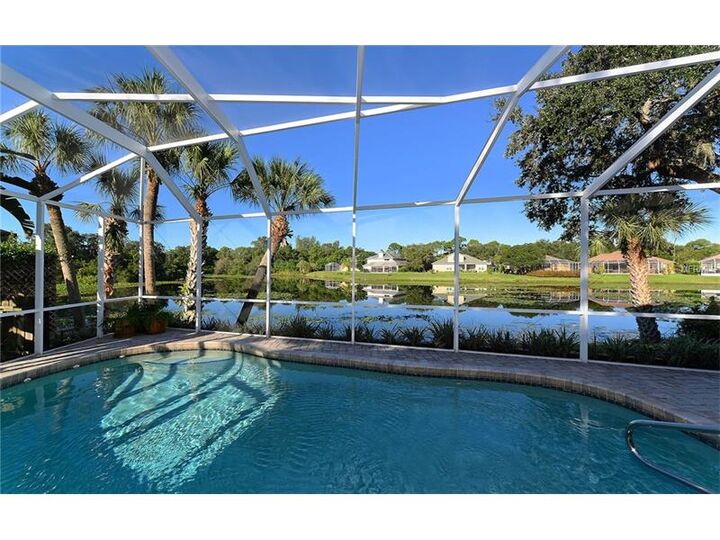 Property Photo: 800 Shorecrest Drive FL 34232