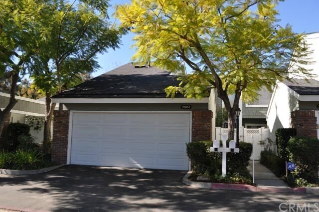 Property Photo: 25061 Silverleaf Lane CA 92653
