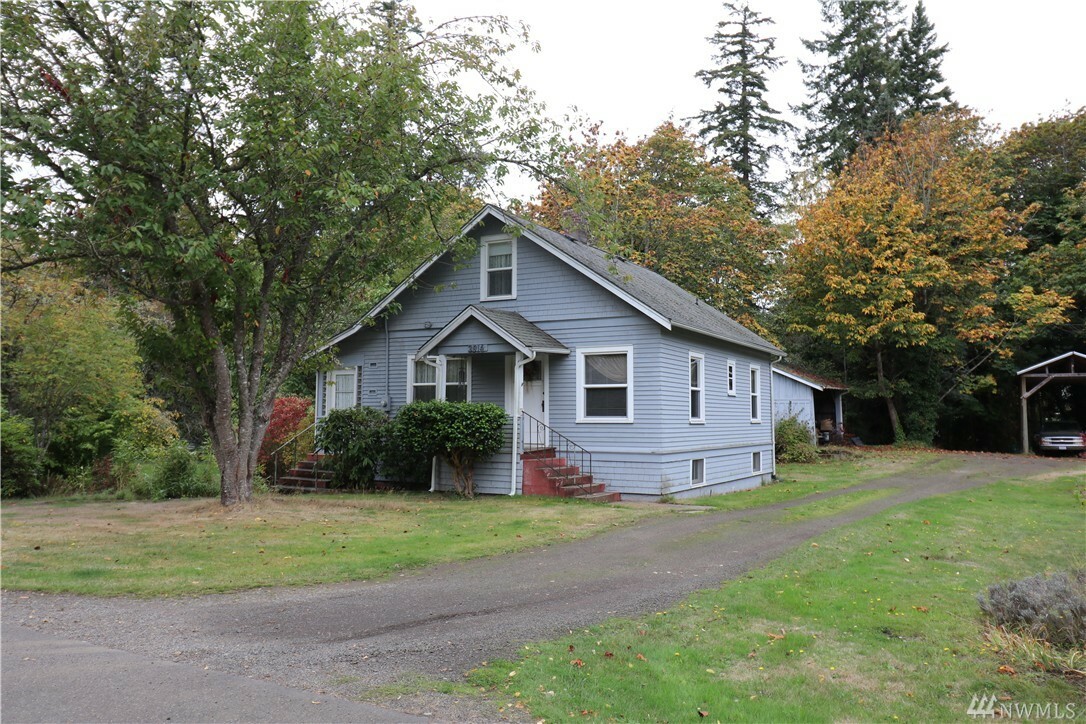 Property Photo:  3914 Olympic Ct SE  WA 98366 