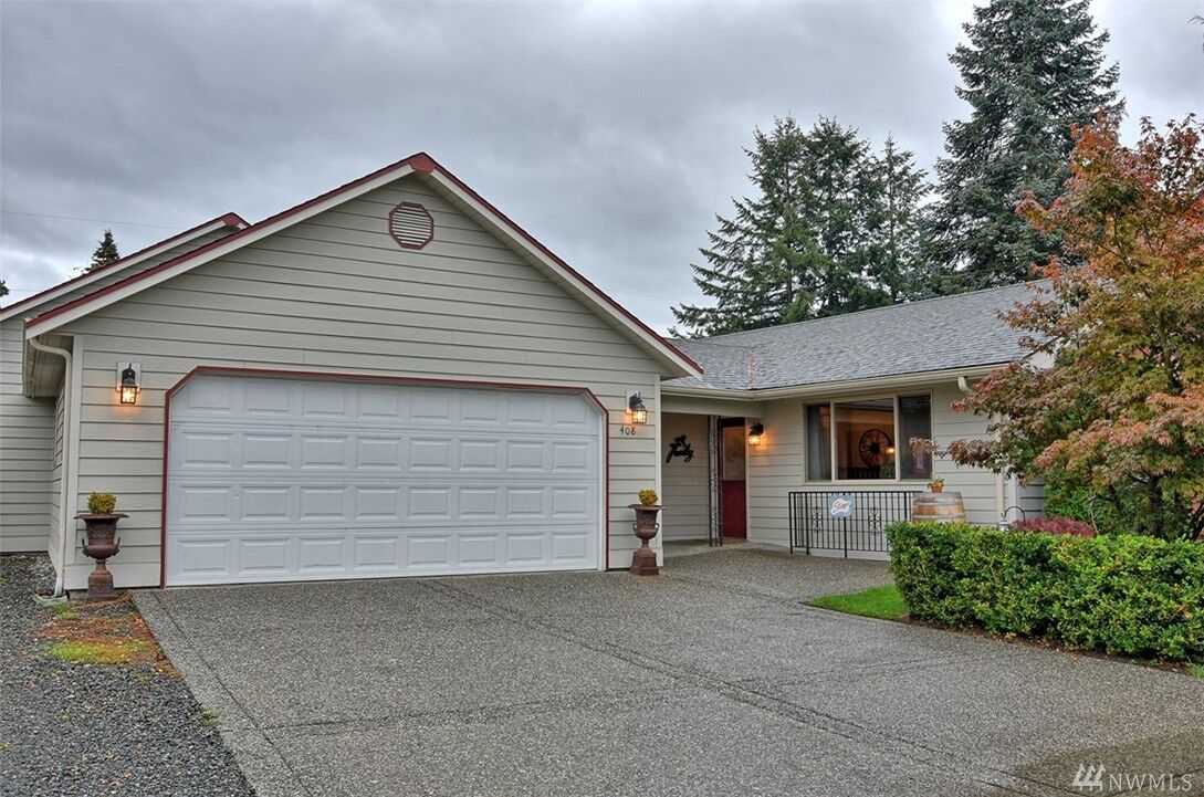 Property Photo: 408 E Highland Dr WA 98223