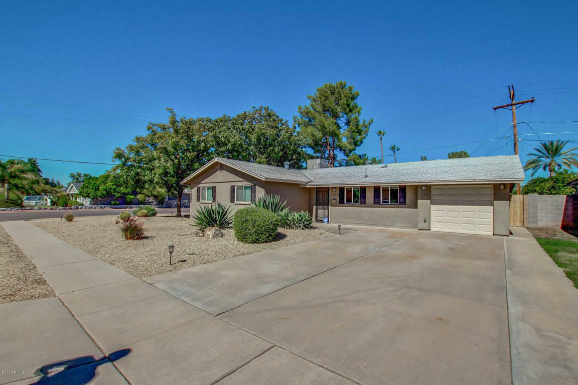 Property Photo:  3400 E Clarendon Avenue  AZ 85018 