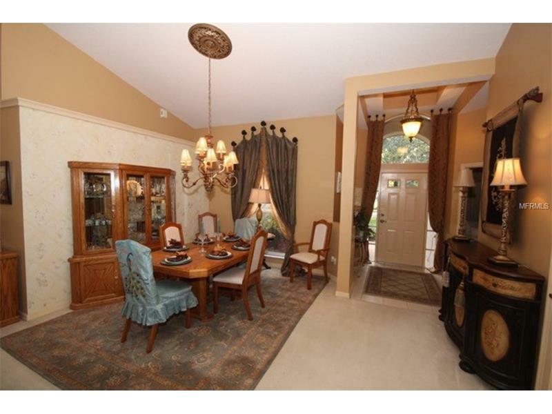 Property Photo:  819 Royalwood Lane  FL 32765 