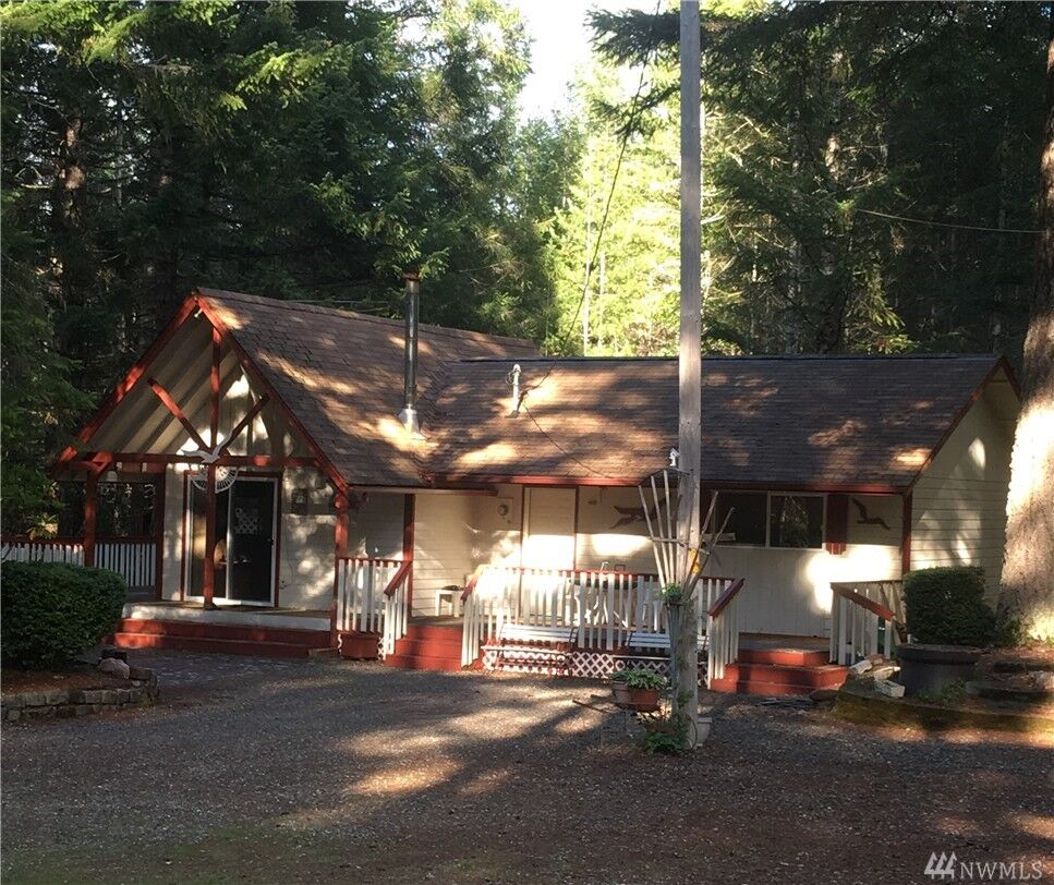 Property Photo: 30 NE Lake Ct WA 98588