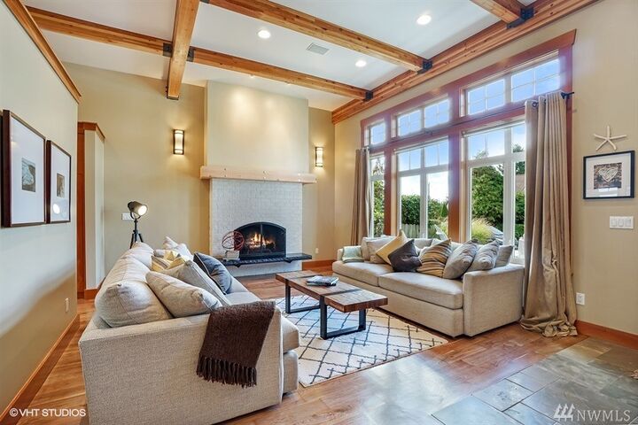 Property Photo:  1930 47th SW  WA 98116 