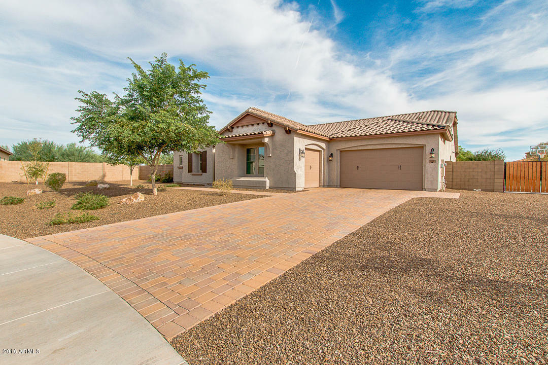 Property Photo:  3161 E Wildhorse Court  AZ 85297 