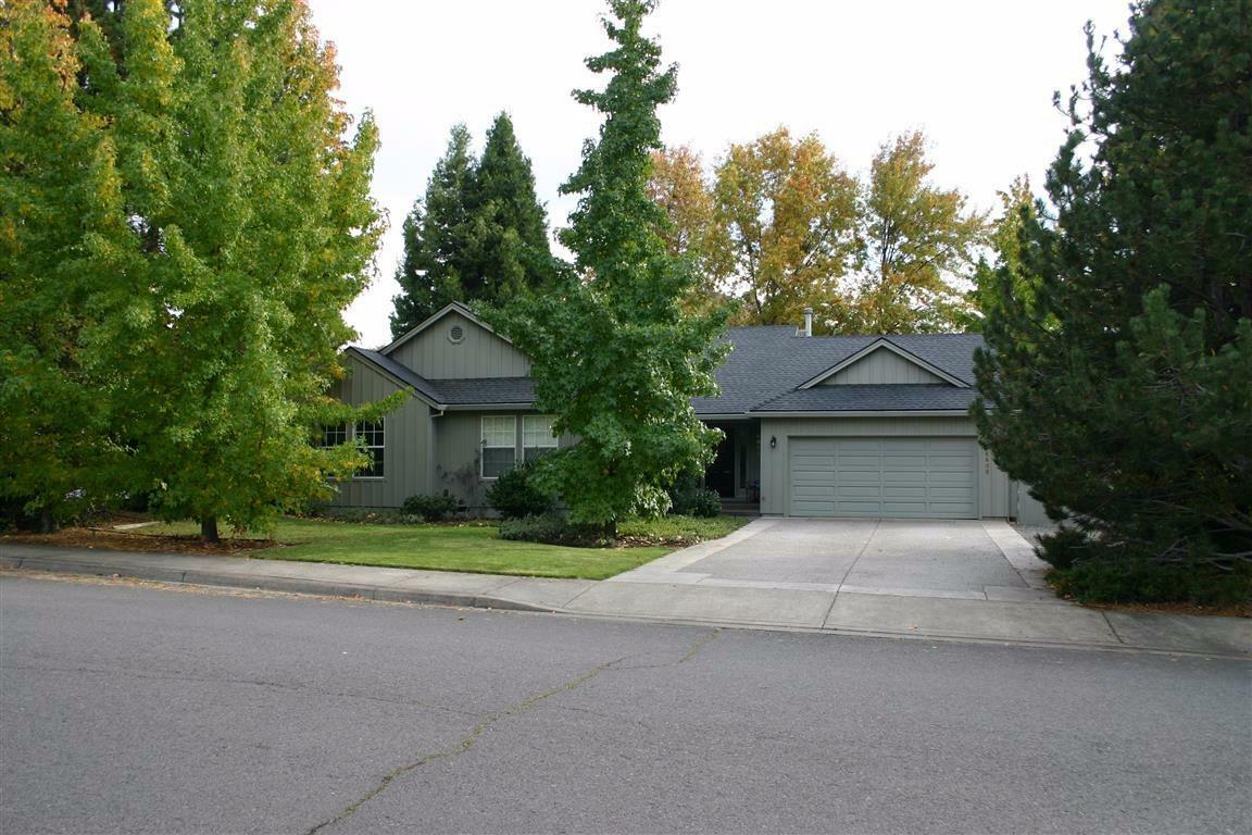 Property Photo: 4608 Eagle Trace Drive OR 97504