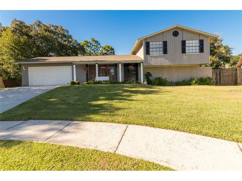 Property Photo: 3611 Casaba Loop FL 33596