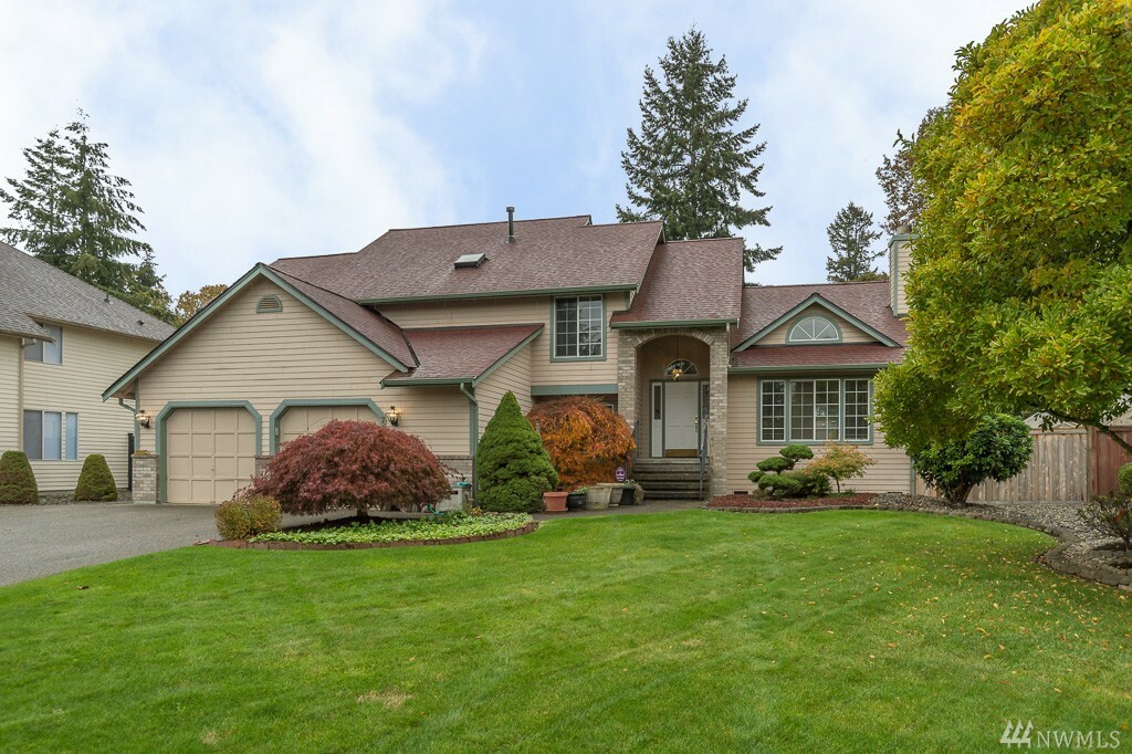 Property Photo: 7402 93rd Av Ct SW WA 98498