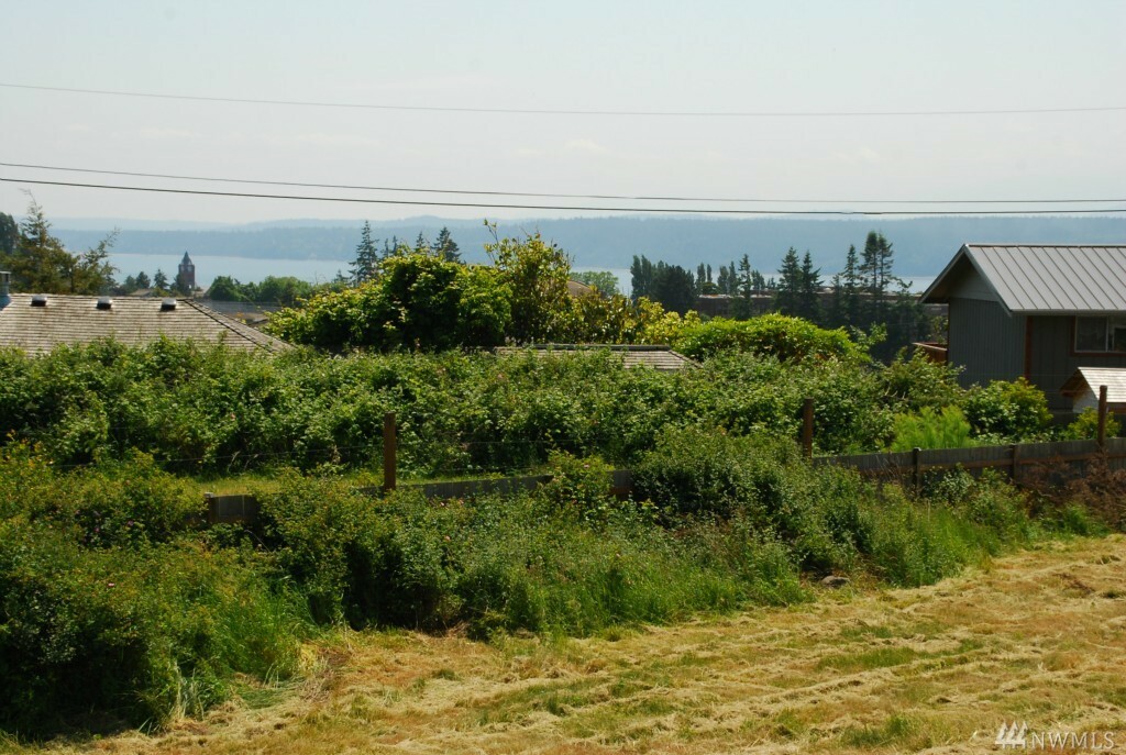 Property Photo:  9999 Walkling Place  WA 98368 