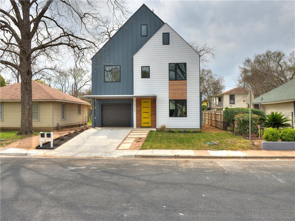 Property Photo:  2103 E 2nd Unit A Street  TX 78702 