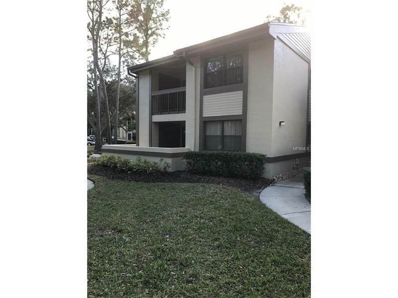 Property Photo:  10 Woodlake Place 55  FL 34677 