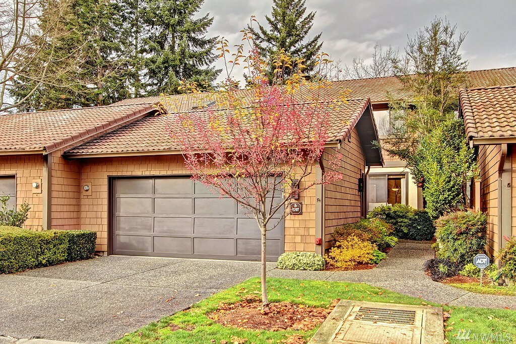 Property Photo: 11707 Stendall Place N WA 98133
