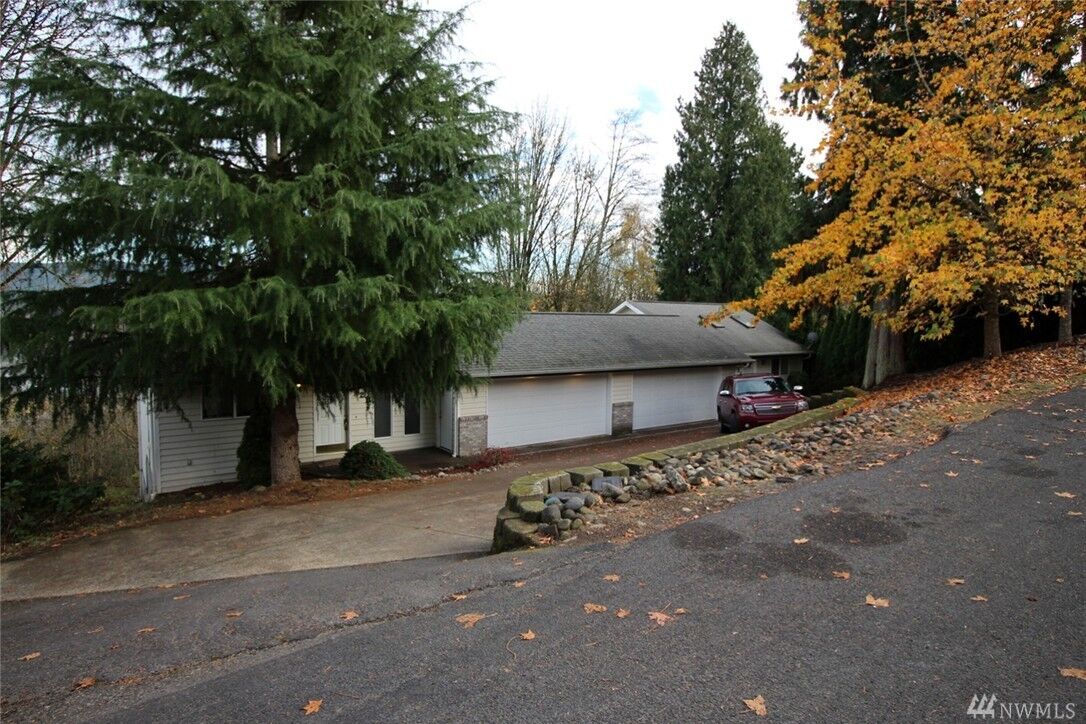 Property Photo: 12 View Point Terrace A &Amp B WA 98632
