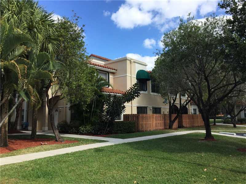 Property Photo:  531 Racquet Club Rd 41  FL 33326 